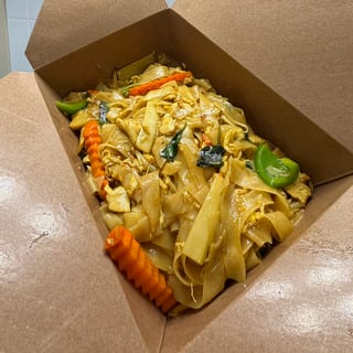 N4. Drunken Noodles