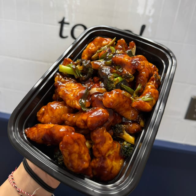C3. Sweet & Spicy Chicken.