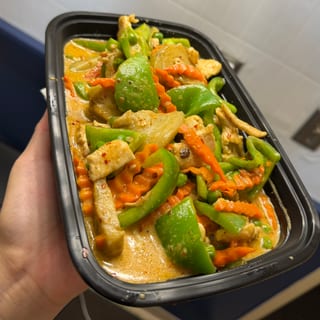 S8. Gang Keawarn Green Curry